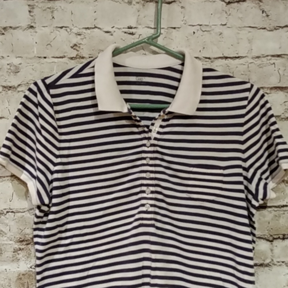🎯GAP STRIPED SHIRT🎯 - Picture 3 of 4